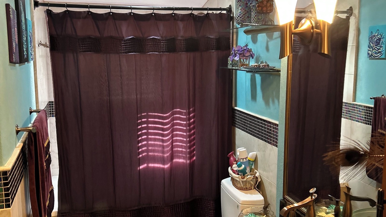 Photo of Bathroom in Nassau