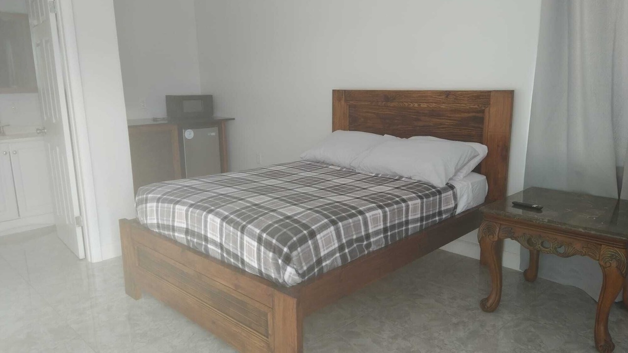 Photo of Bedroom in Marsh Harbour