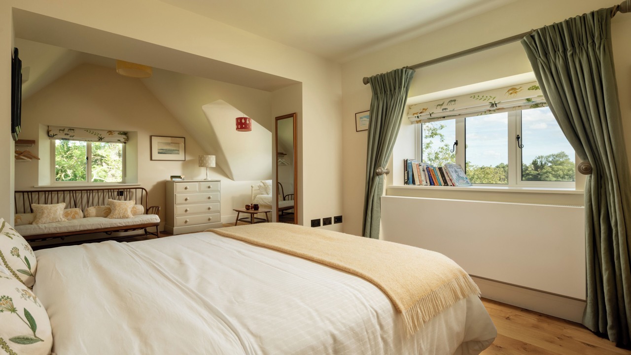 Photo of Bedroom in Rendcomb