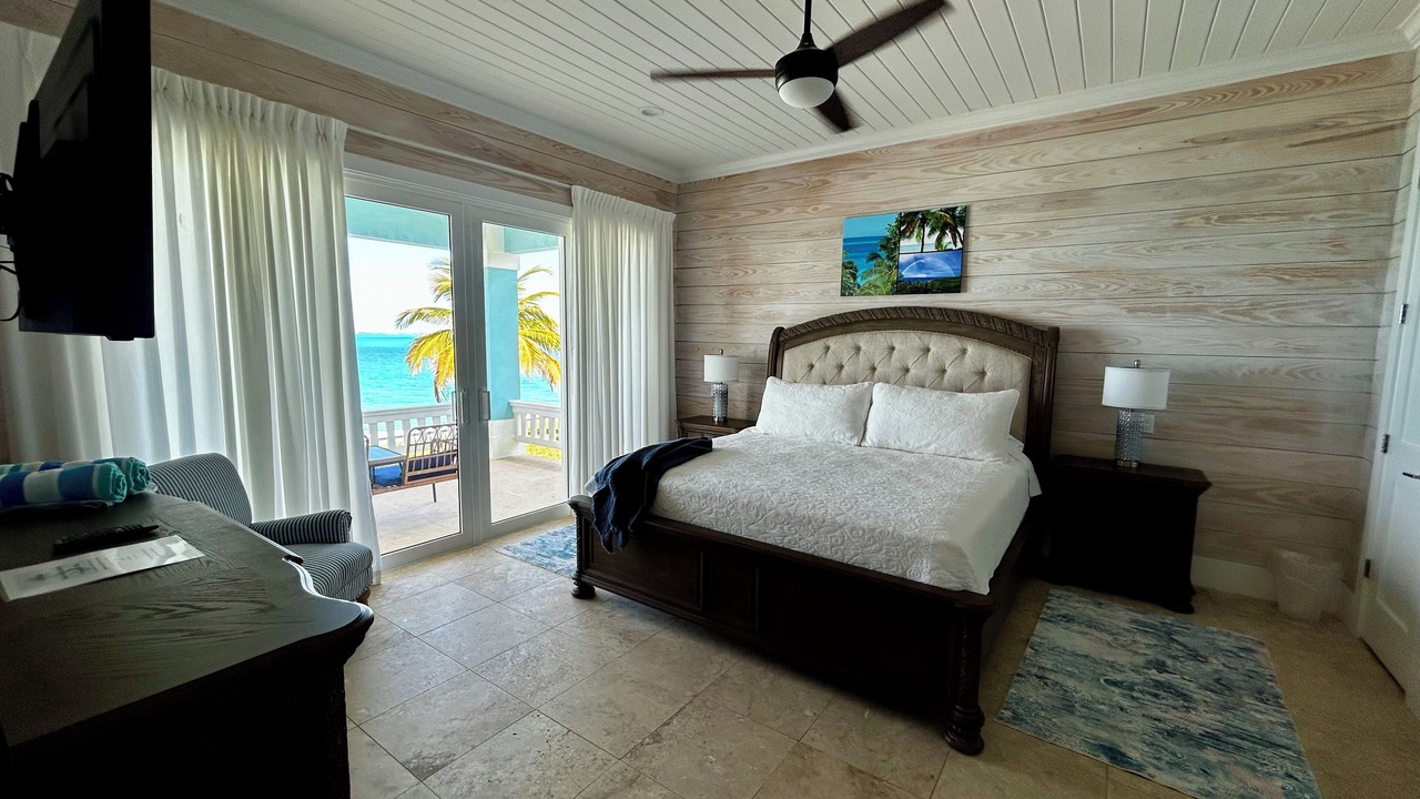 Photo of Bedroom in Lubbers Quarters Cay