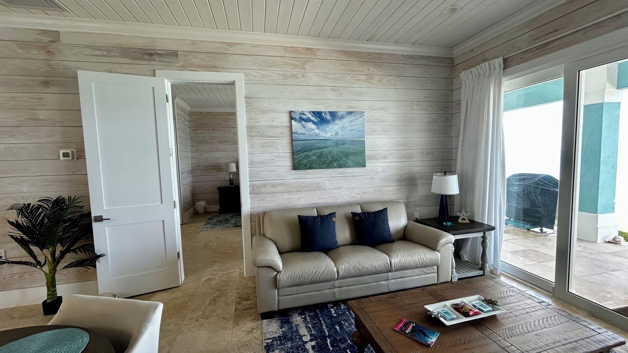 Photo of Livingroom in Lubbers Quarters Cay