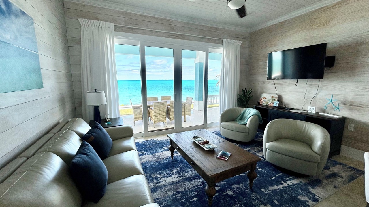 Photo of Livingroom in Lubbers Quarters Cay