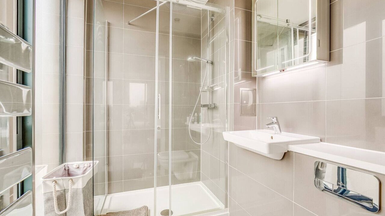 Photo of Bathroom in Camden Town with Primrose Hill