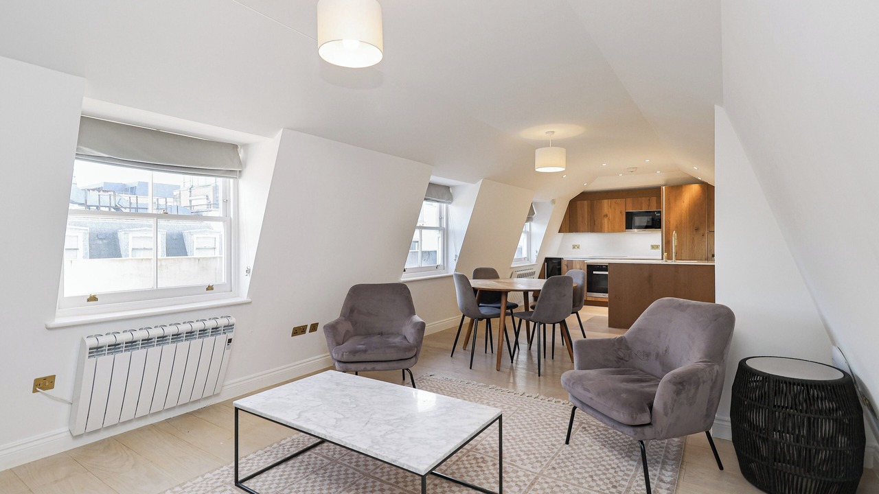 Photo of Livingroom in Lancaster Gate
