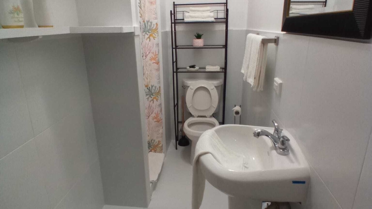 Photo of Bathroom in Tarpum Bay