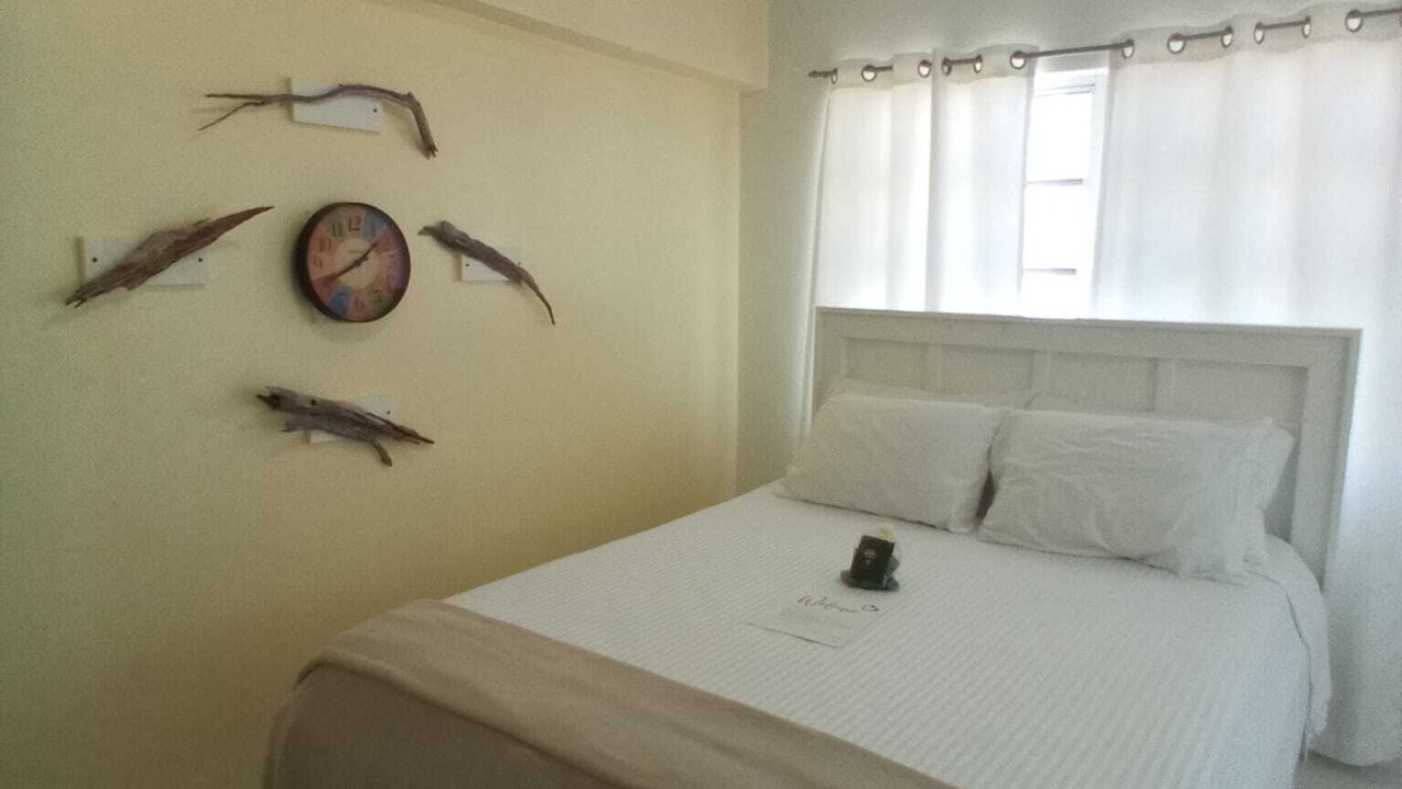 Photo of Bedroom in Tarpum Bay