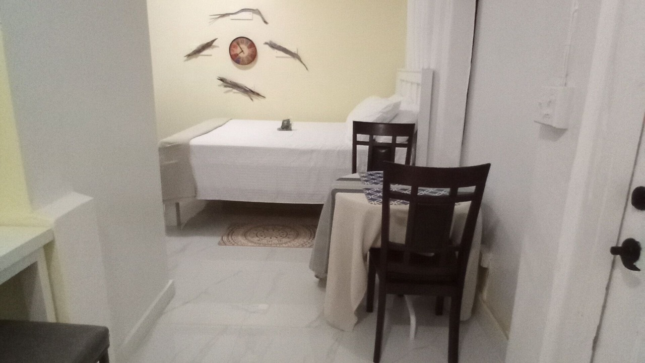 Photo of Bedroom in Tarpum Bay