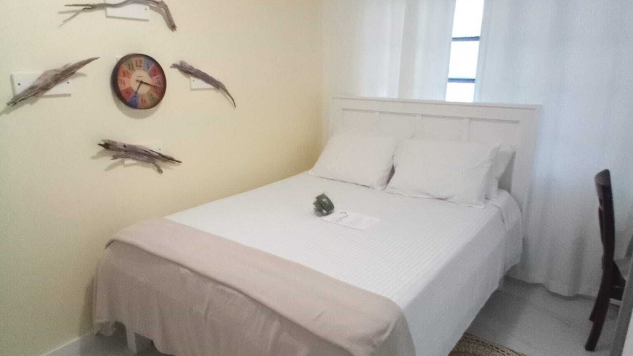 Photo of Bedroom in Tarpum Bay