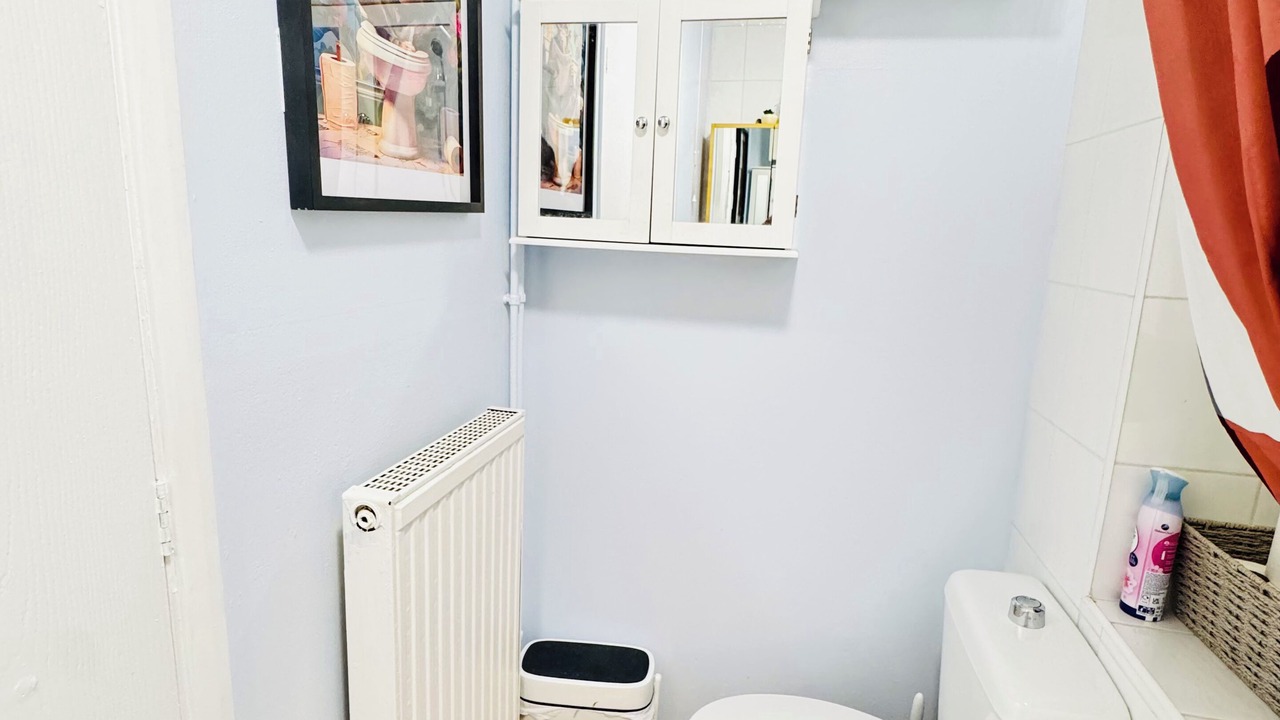 Photo of Bathroom in Luton