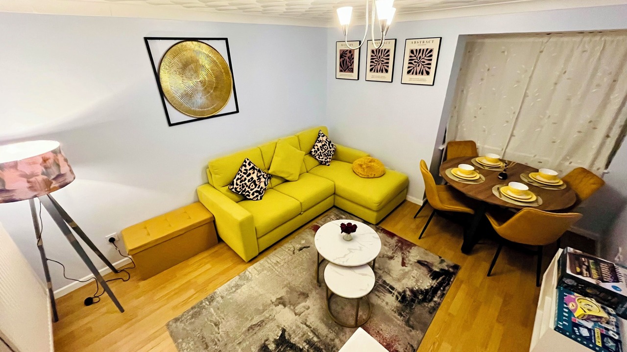 Photo of Bedroom in Luton