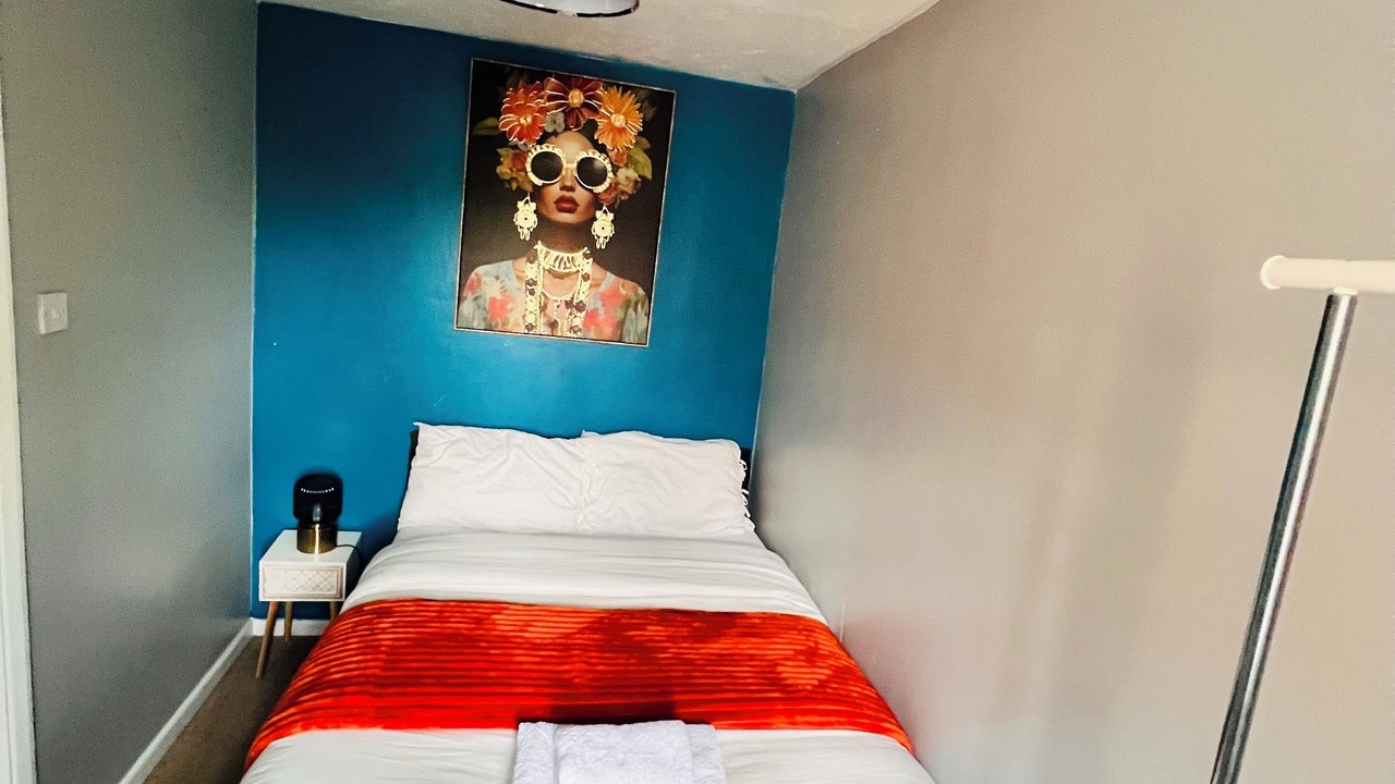 Photo of Bedroom in Luton
