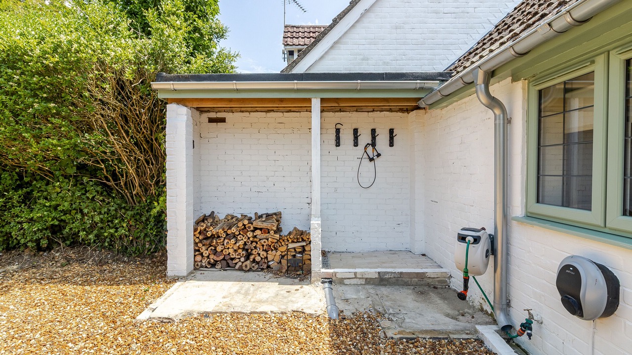 Photo of Outdoor in Burley