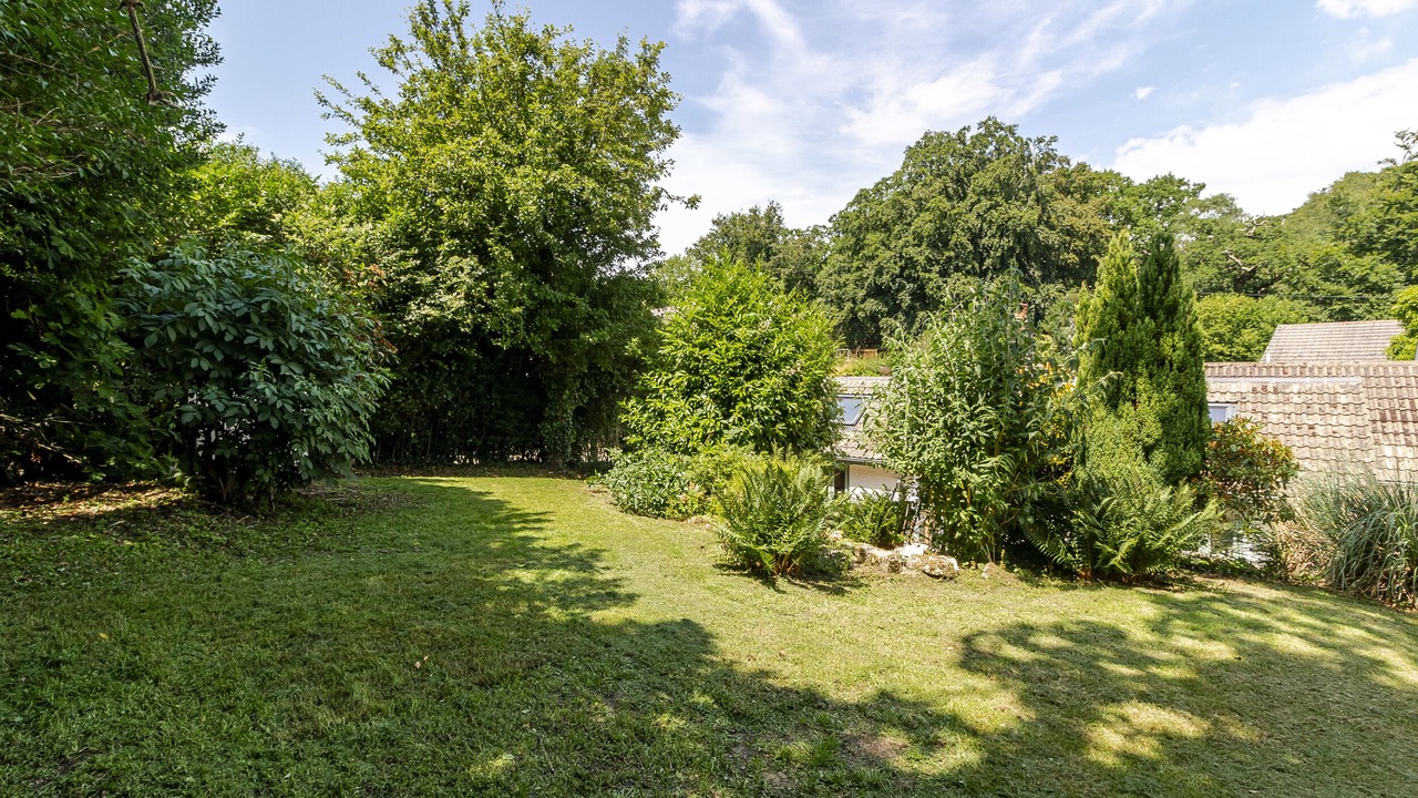 Photo of Outdoor in Burley