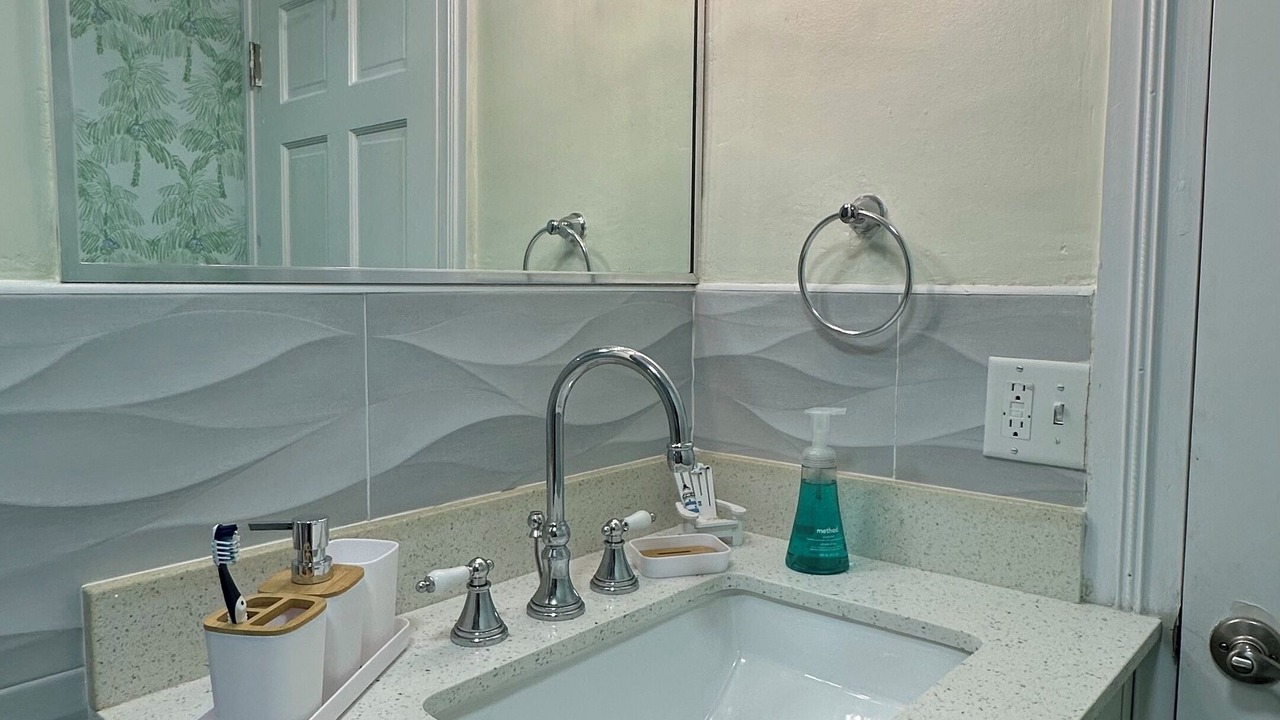 Photo of Bathroom in Coral Harbour