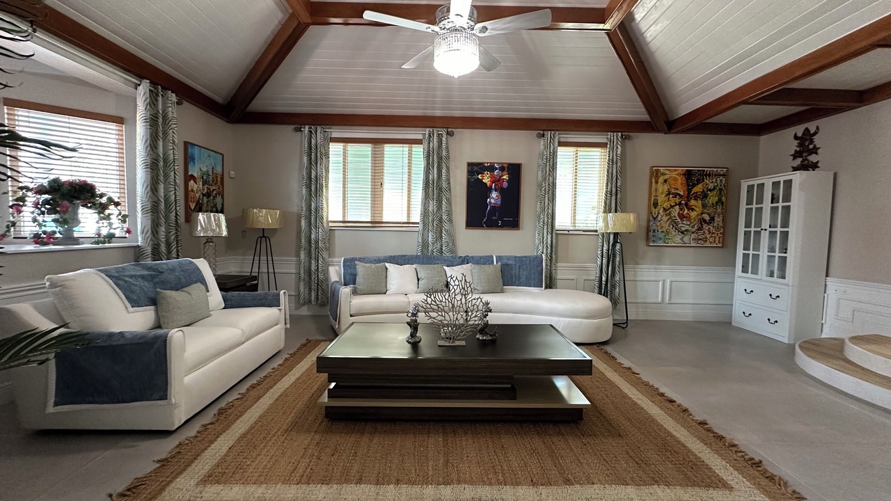 Photo of Livingroom in Coral Harbour