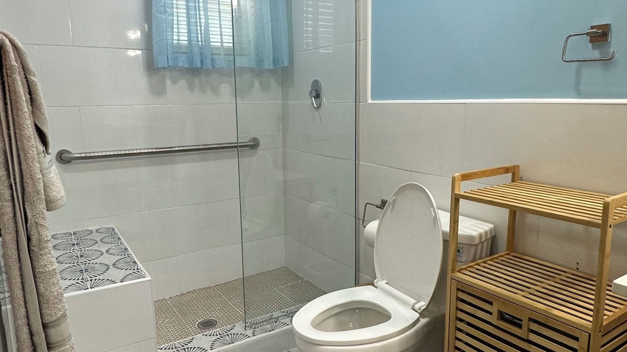 Photo of Bathroom in Coral Harbour