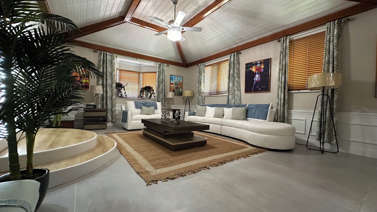 Photo of Livingroom in Coral Harbour