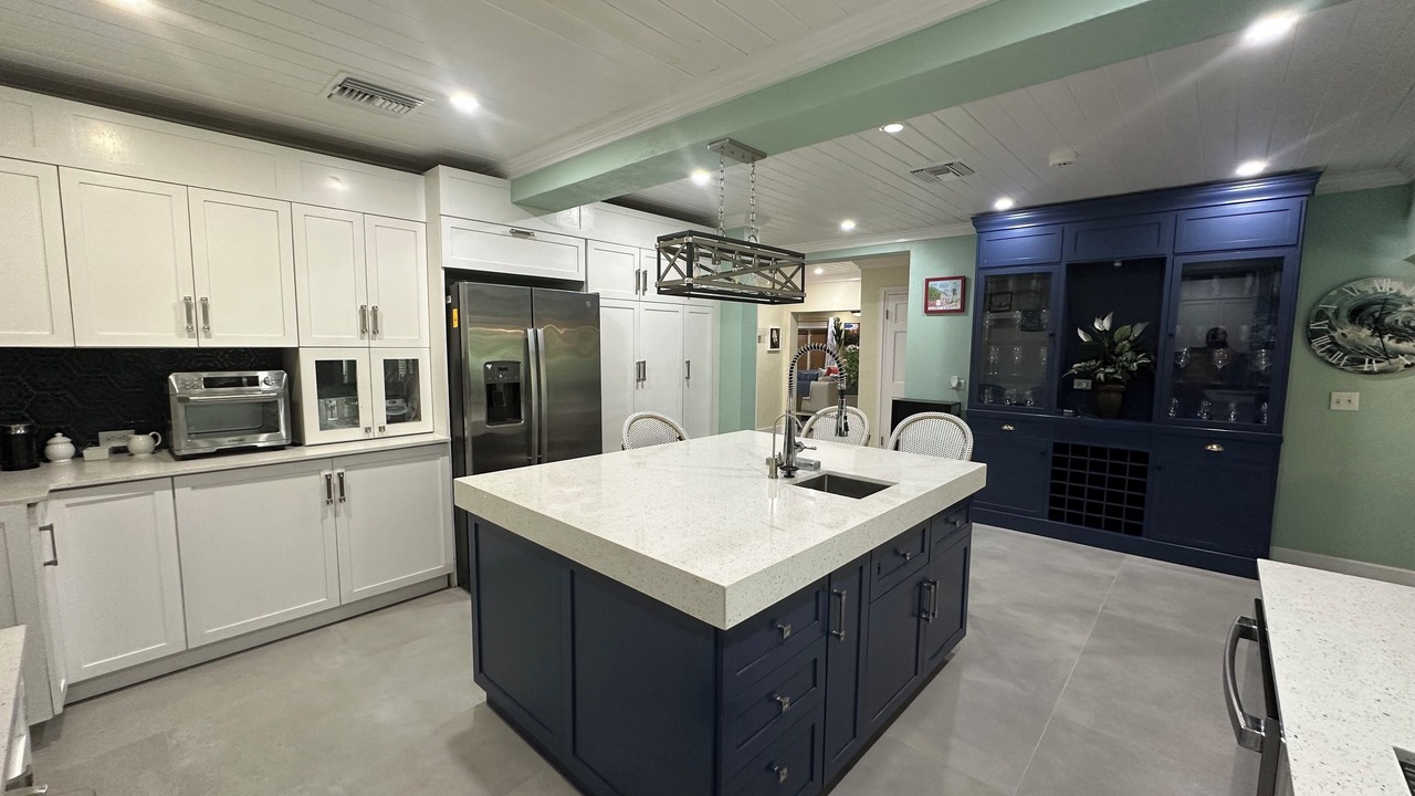 Photo of Kitchen in Coral Harbour