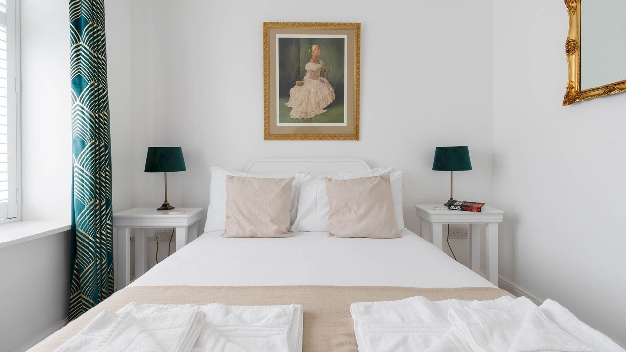 Photo of Bedroom in Worleston