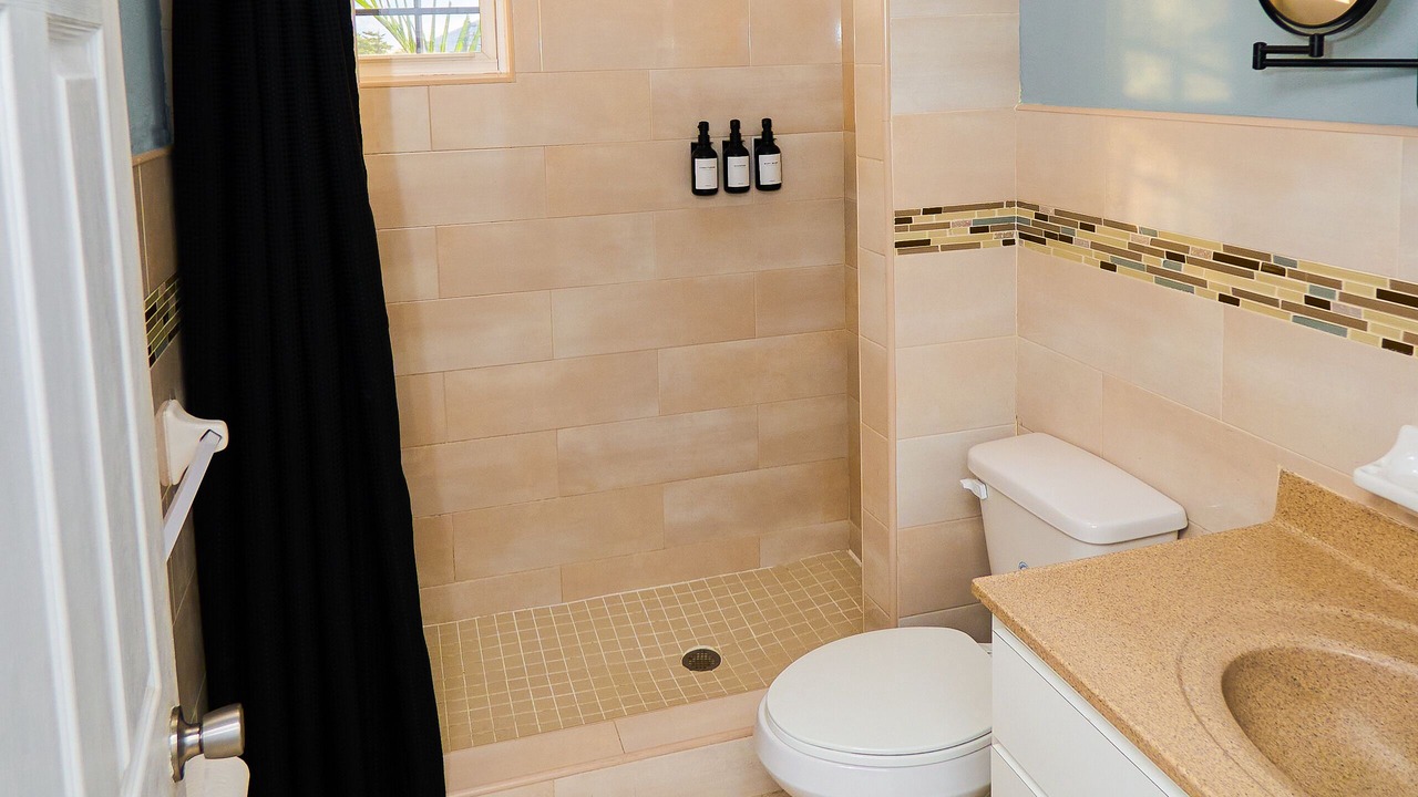 Photo of Bathroom in Downtown Nassau