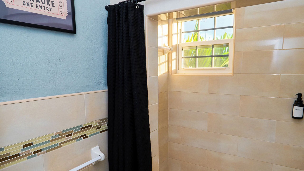 Photo of Bathroom in Downtown Nassau