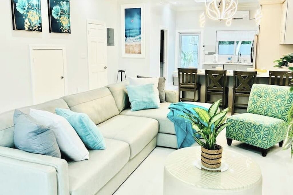 Photo of Livingroom in Nassau