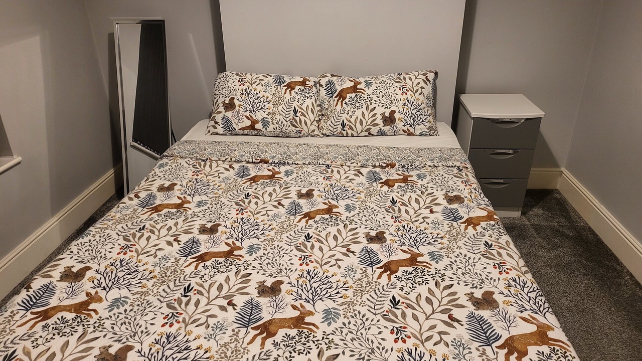Photo of Bedroom in Burslem