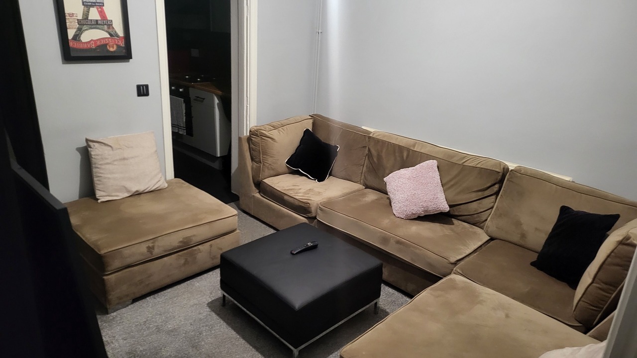 Photo of Livingroom in Burslem