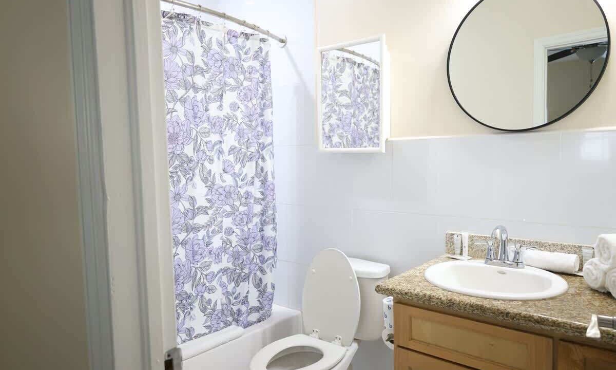 Photo of Bathroom in Nassau