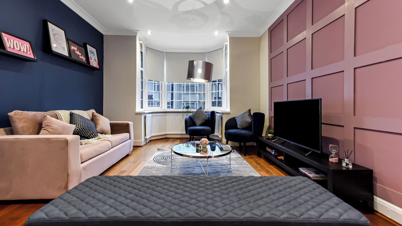 Photo of Livingroom in Wembley Central