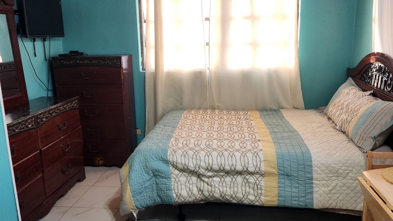 Photo of Bedroom in Nassau