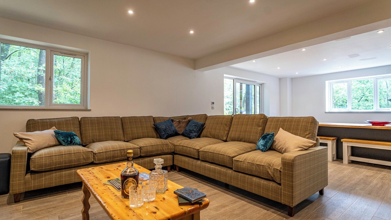 Photo of Livingroom in Farley