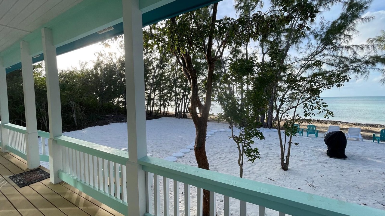 Photo of Outdoor in Tarpum Bay