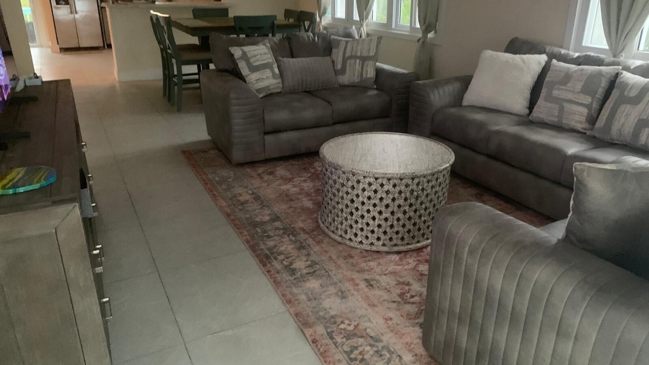 Photo of Livingroom in Tarpum Bay