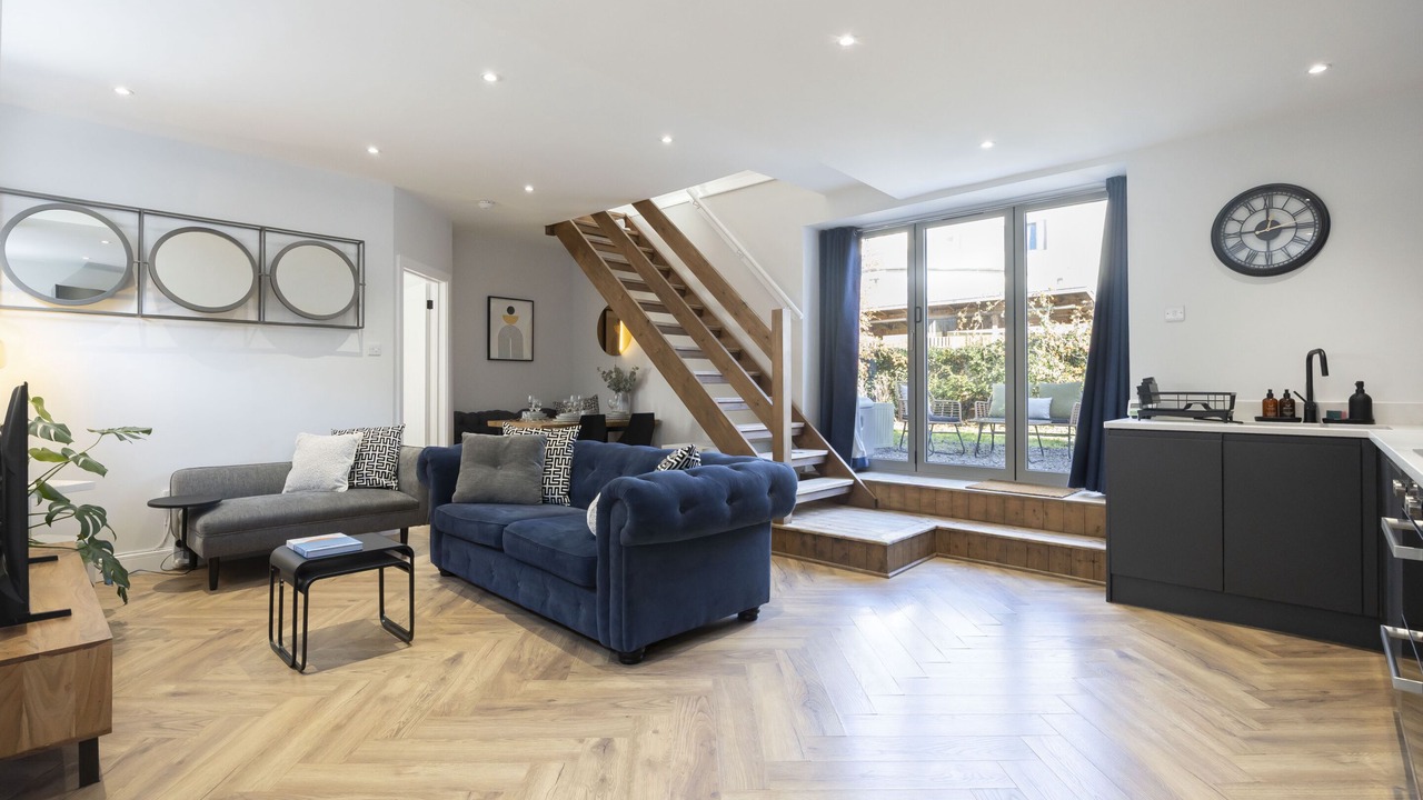 Photo of Livingroom in Cheltenham