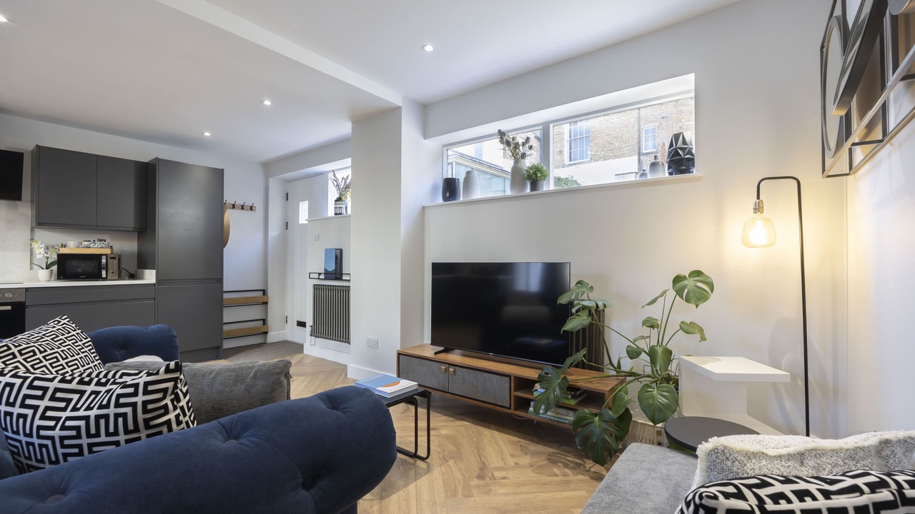 Photo of Livingroom in Cheltenham