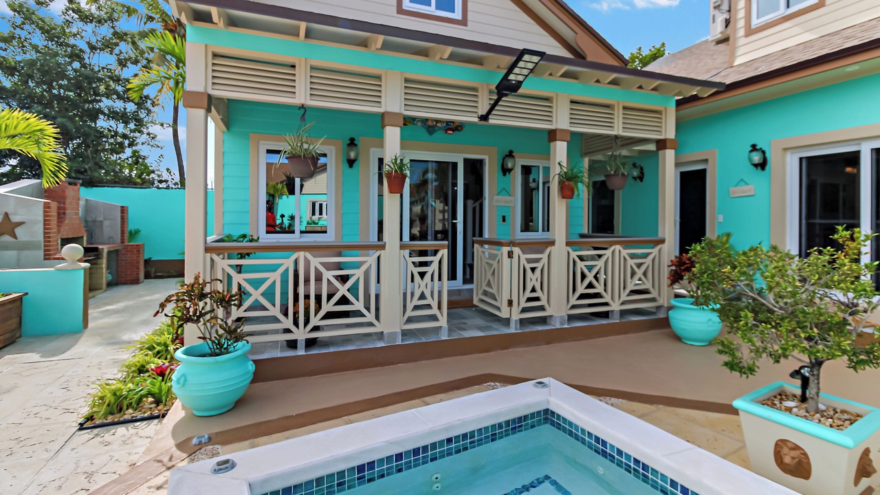 Photo of Patio Balcony in Nassau
