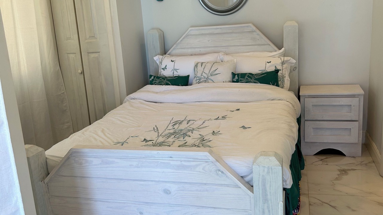 Photo of Bedroom in Nassau