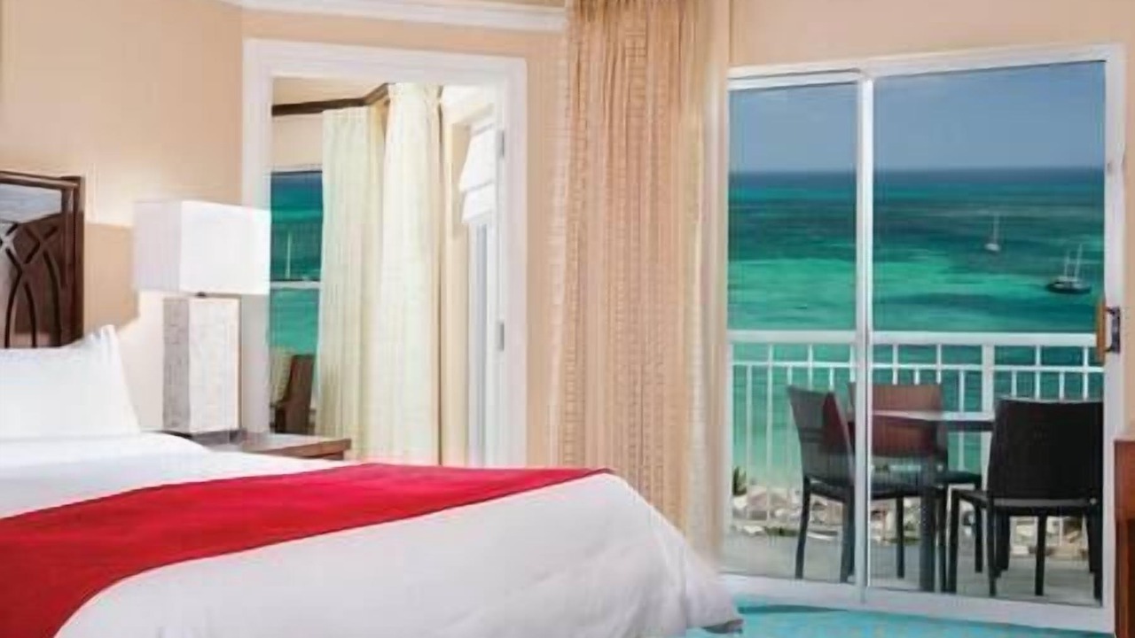 Photo of Bedroom in Dunmore Town