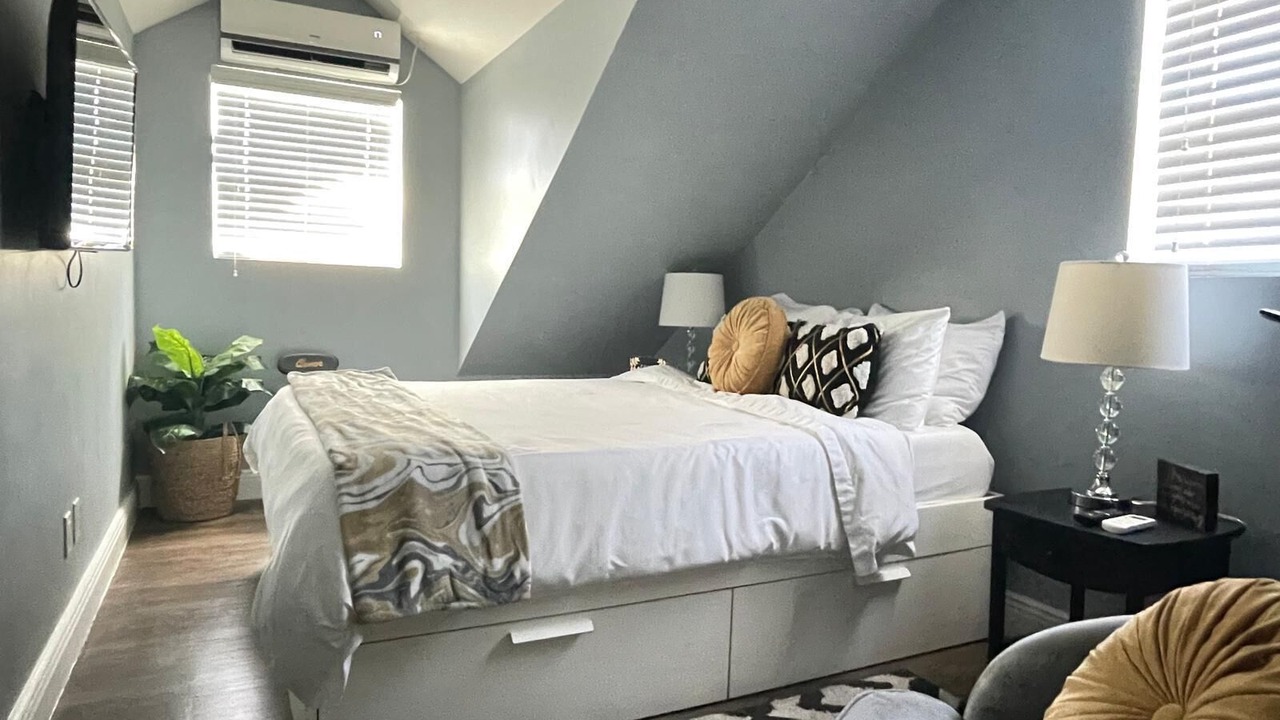 Photo of Bedroom in Nassau