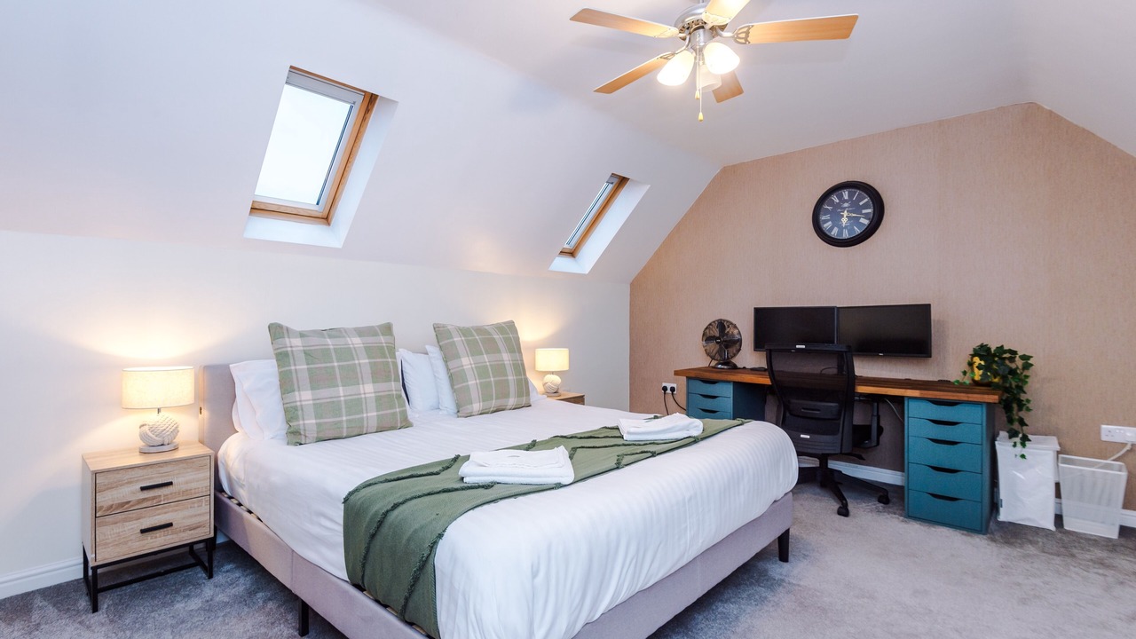 Photo of Bedroom in Newcastle-Under-Lyme