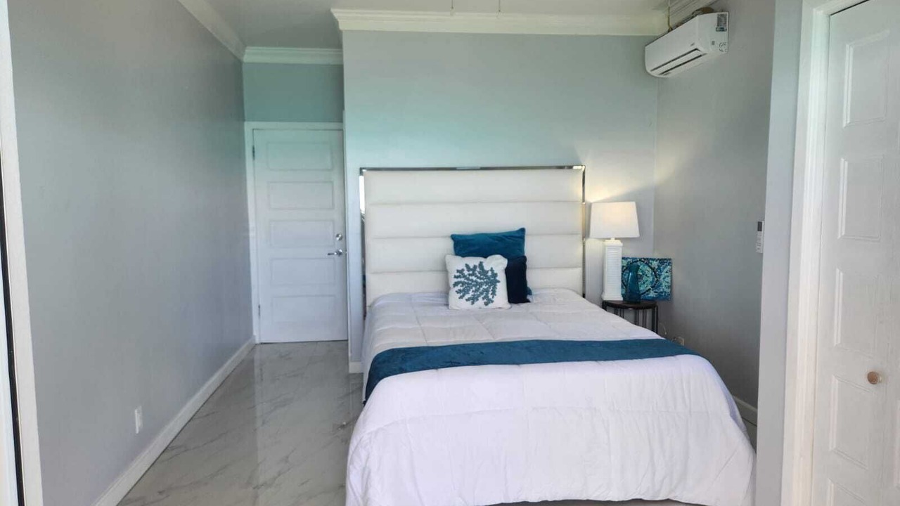 Photo of Bedroom in Black Point