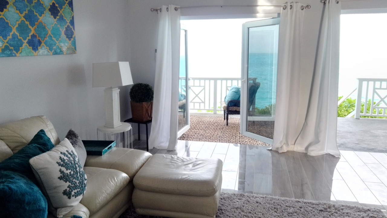 Photo of Livingroom in Black Point