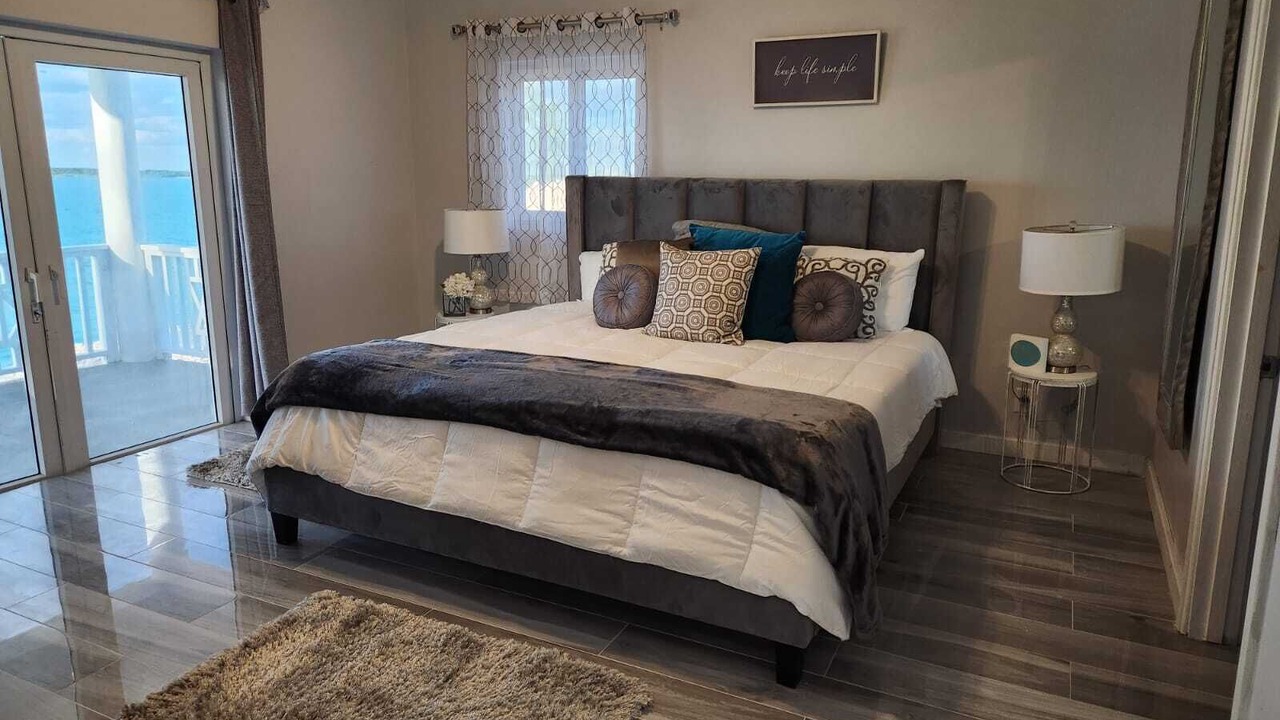 Photo of Bedroom in Black Point