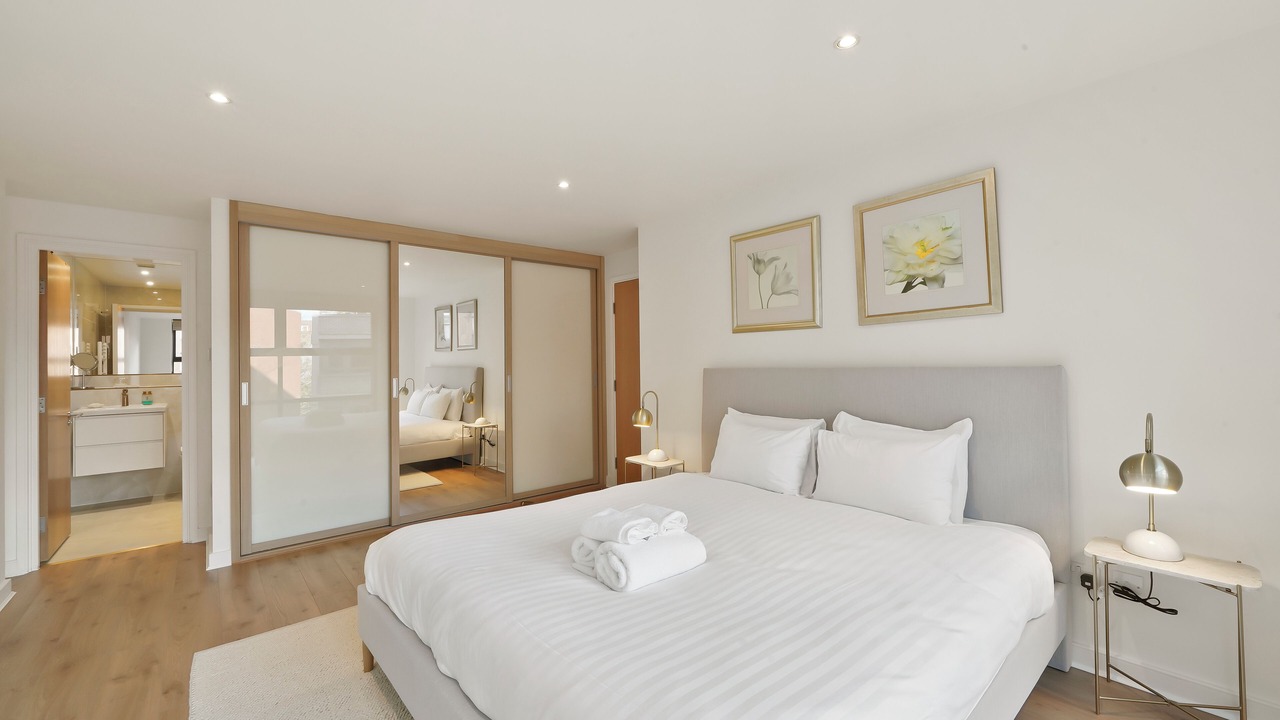 Photo of Bedroom in Farringdon