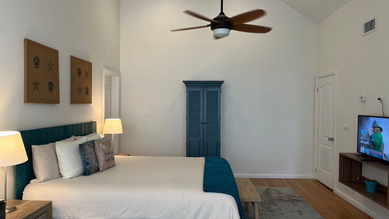 Photo of Bedroom in Nassau