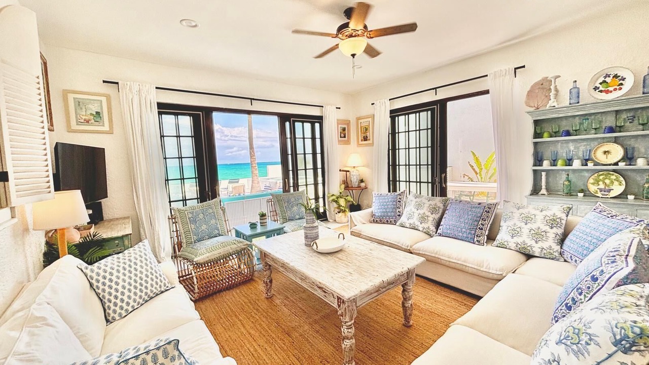 Photo of Bedroom in Nassau