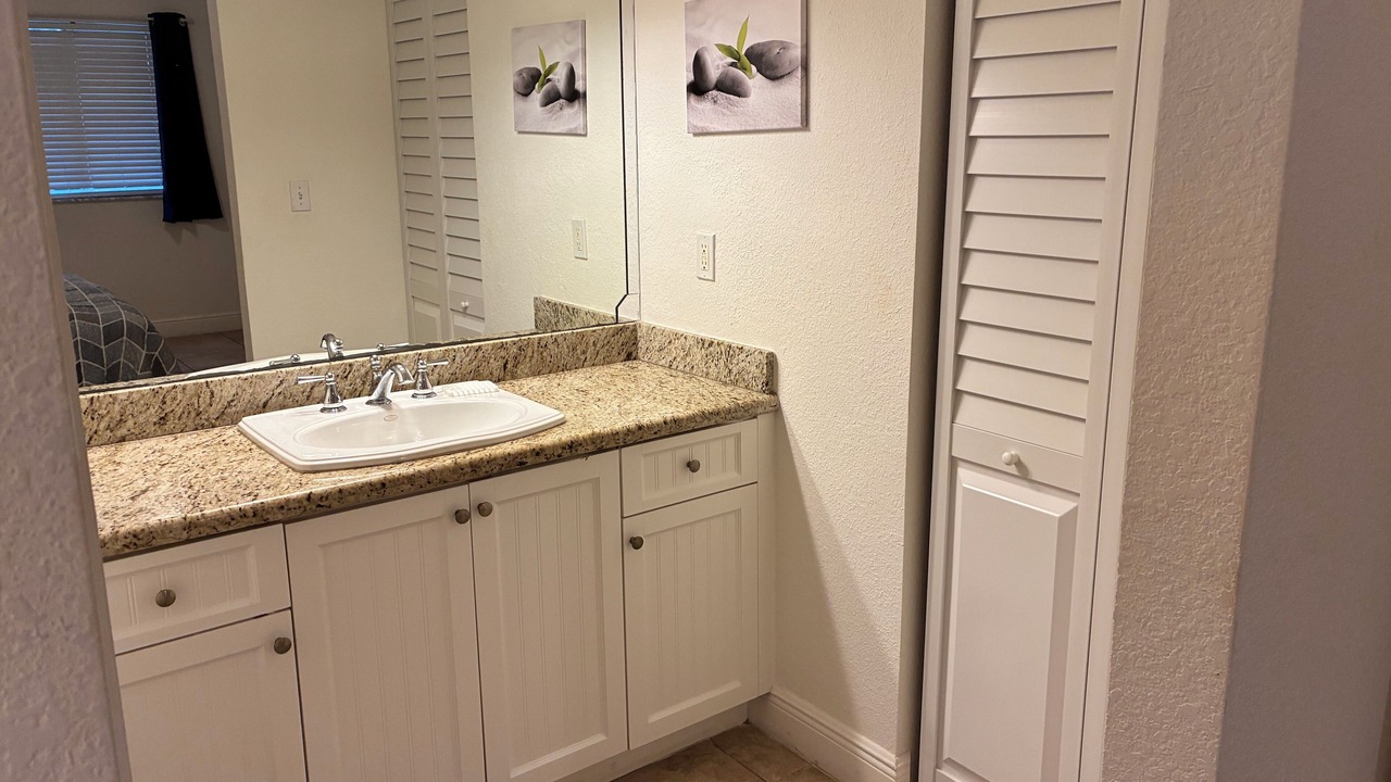 Photo of Bathroom in Alice Town