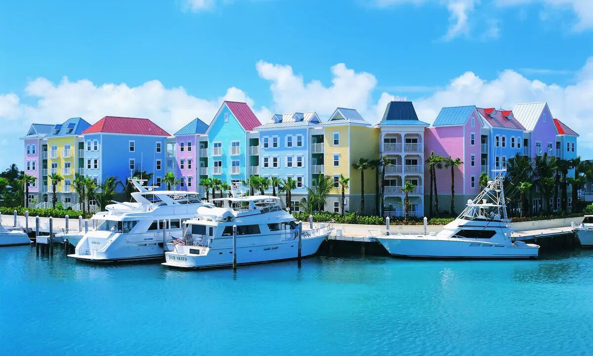 Photo of Others in Paradise Island