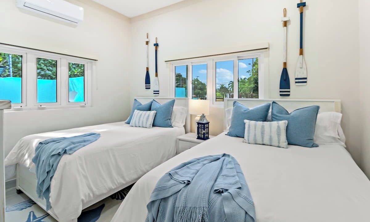 Photo of Bedroom in Nassau